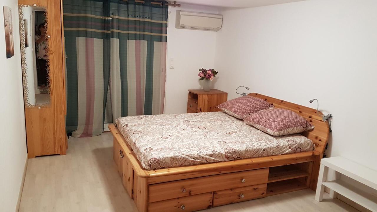 Maison Avec Vue เลส์-เปนส์-มิราโบ ภายนอก รูปภาพ